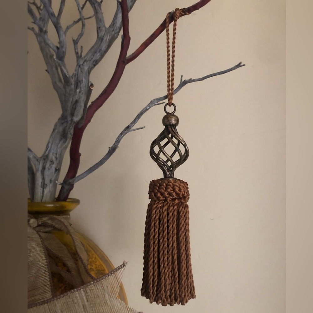 Vintage Tassel Holiday Christmas Decor Ornament